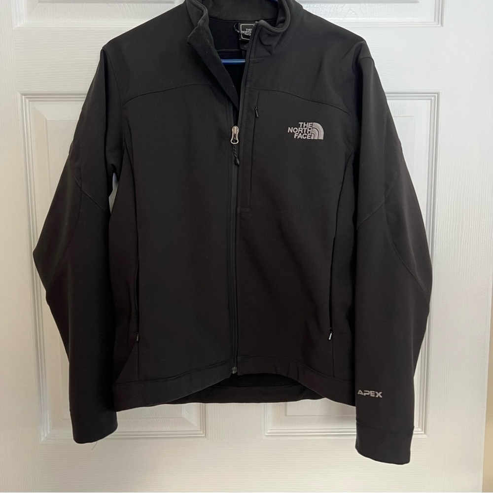 The North Face women’s mid-weight black jacket size Medium